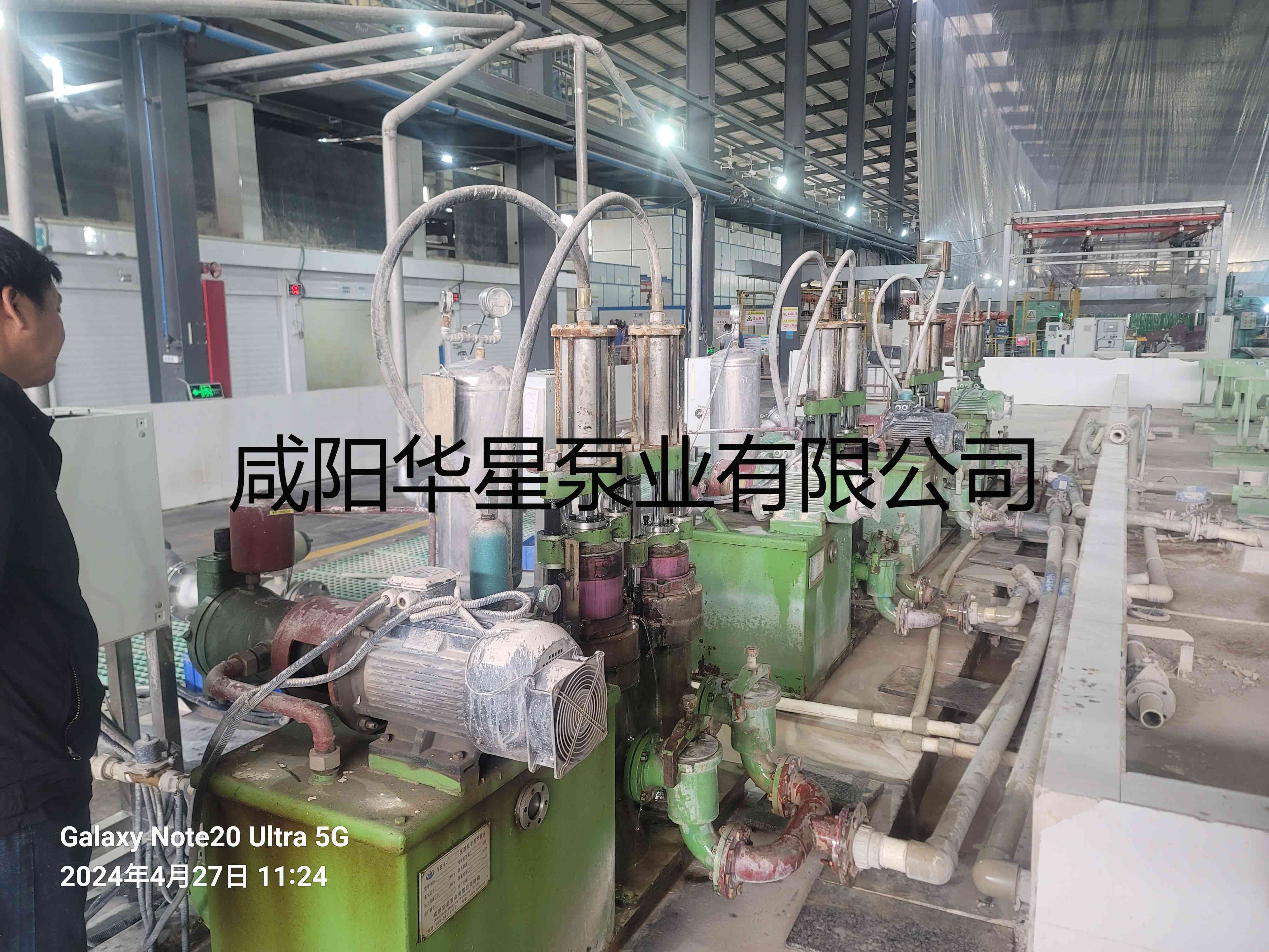 華星陶瓷柱塞泵在電瓷廠使用現場